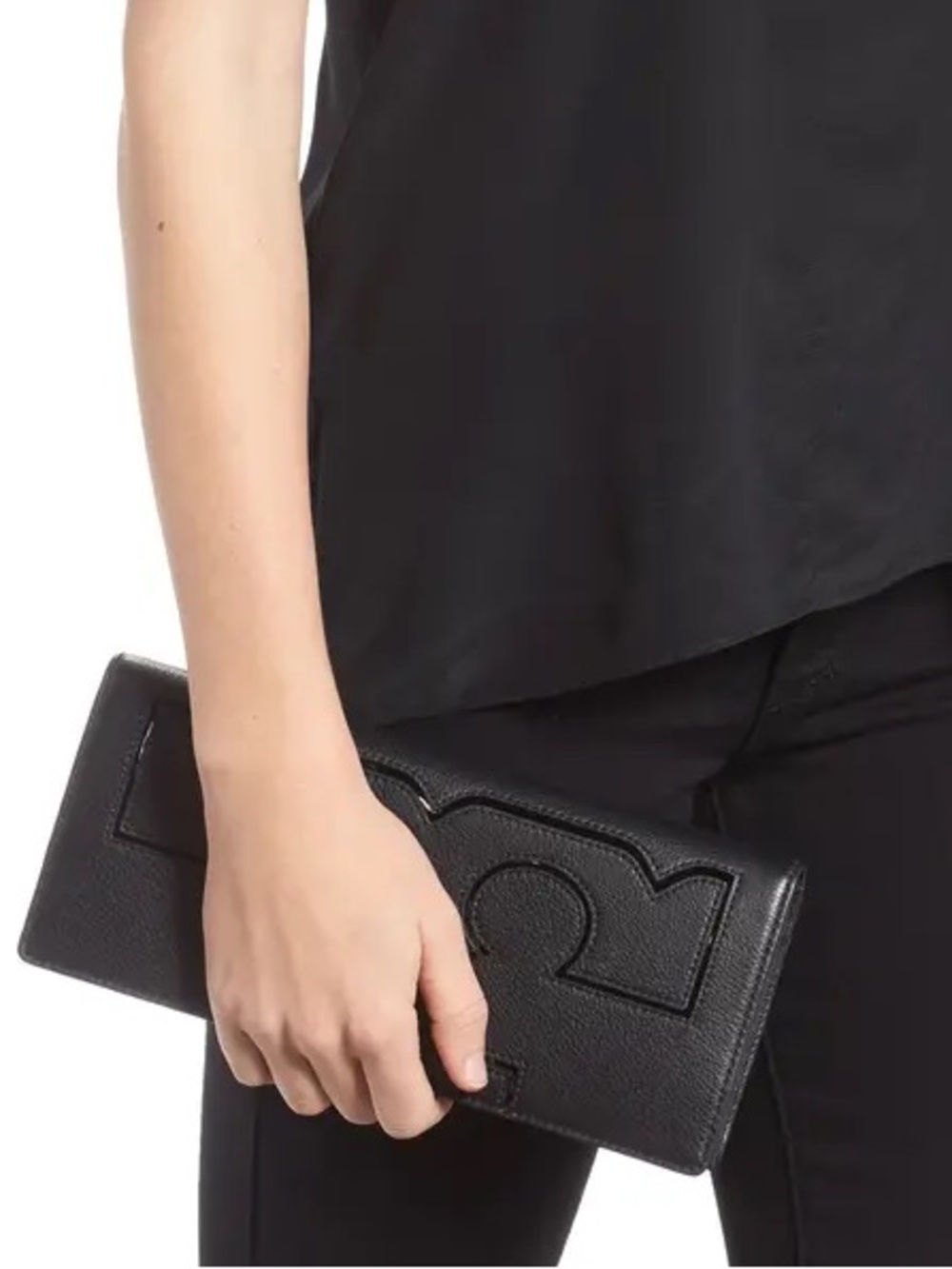 Tory Burch Serif Clutch- Excellend condition